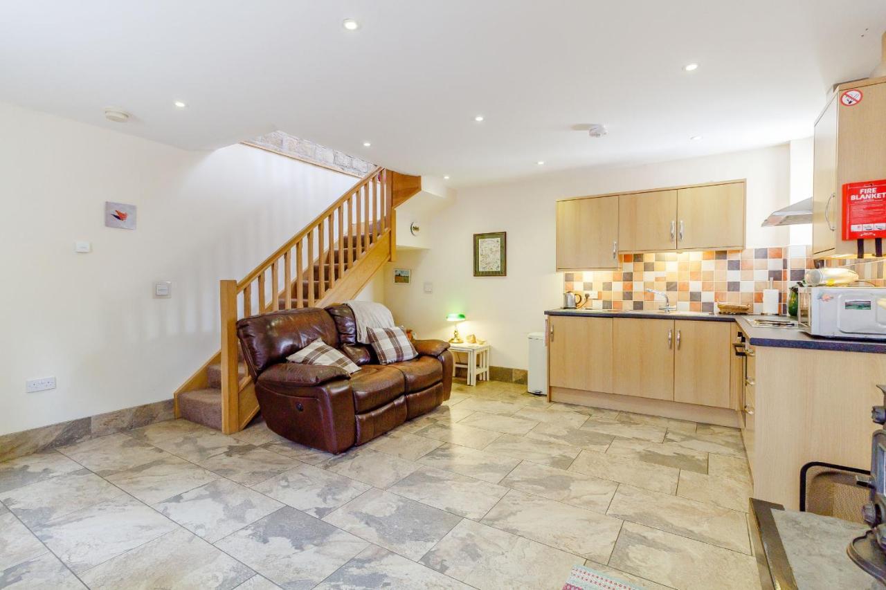 Jenny'S Cottage Diggle Dış mekan fotoğraf