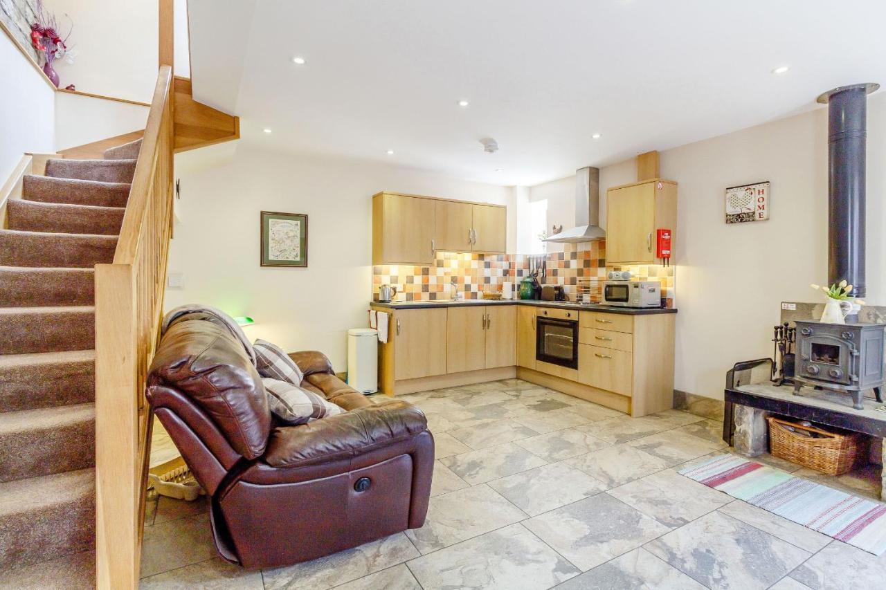 Jenny'S Cottage Diggle Dış mekan fotoğraf